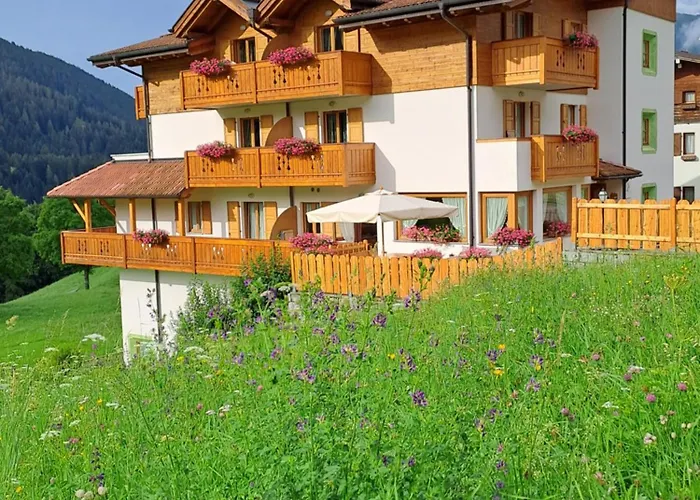 Hotel Garnì La Soldanella Madonna