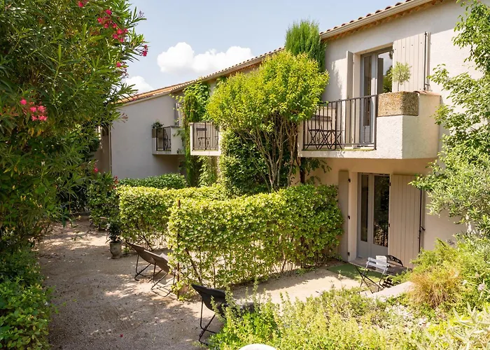 Hôtel l'Amandière Saint-Rémy-de-Provence