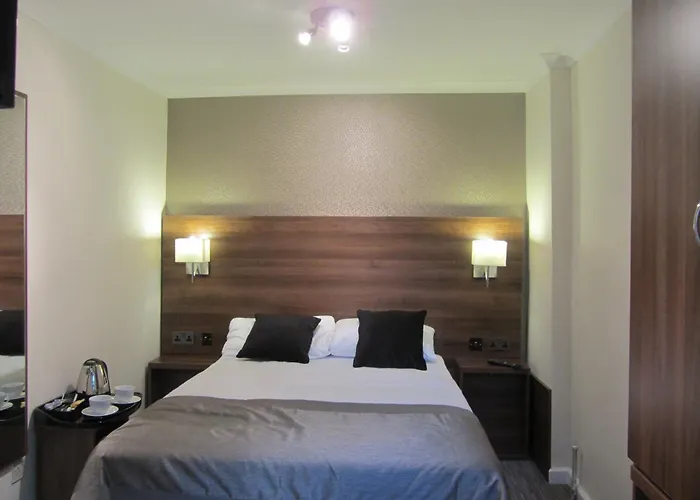 Goodwood Hotel London