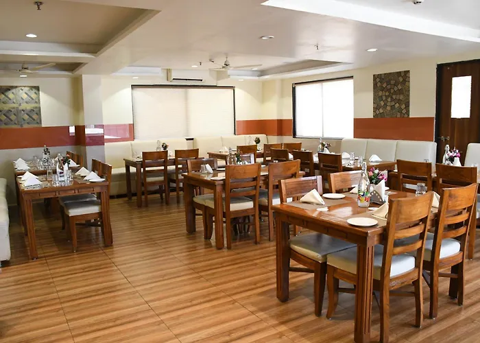 Sai Neem Tree Hotel