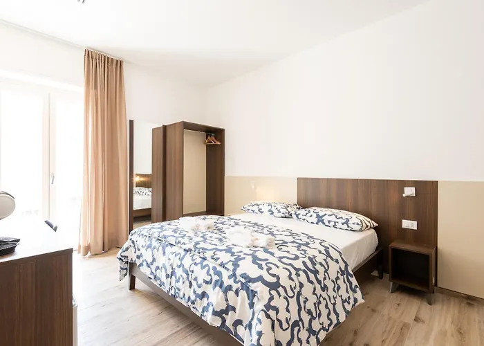 La Perla del Mare Rooms