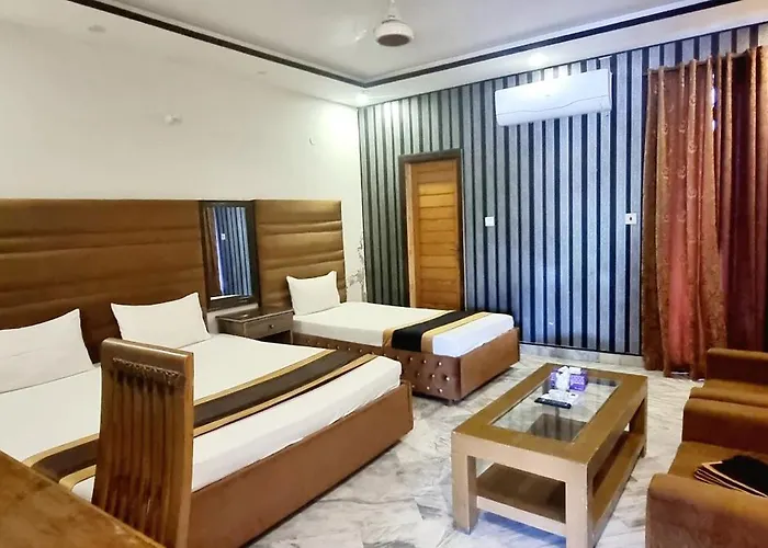 Pakeeza One Hotel