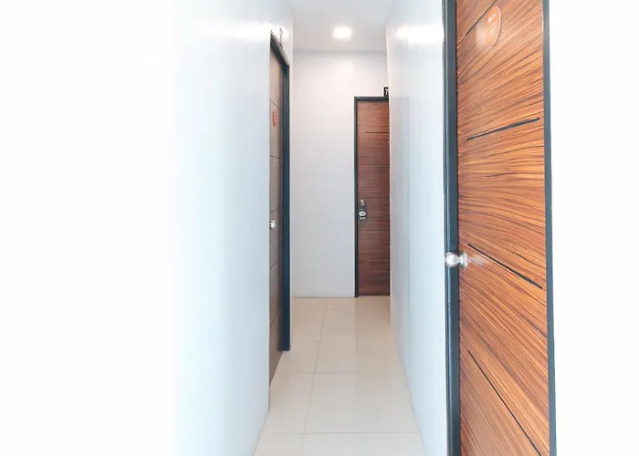 Reddoorz Near Quiapo Church Manila