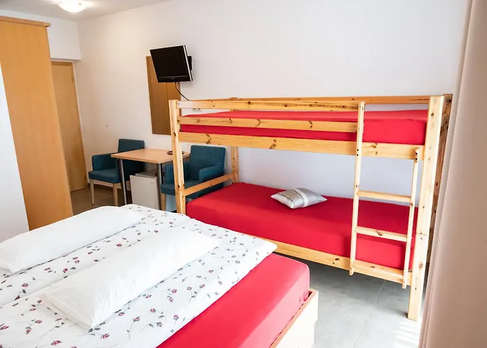 Hotel Garni Birkenau San Martino in Passiria
