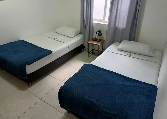 Air Guest House - con Desayuno&Jacuzzi Social