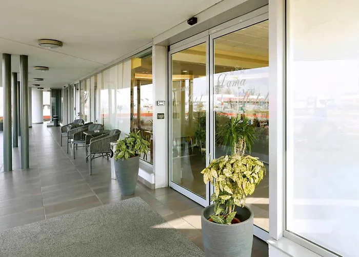 Dama Hotel