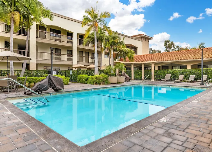 Best Western Plus Orange County Airport North