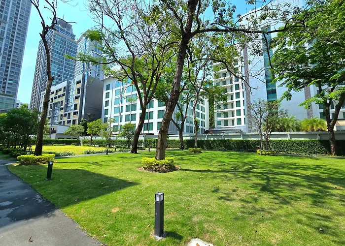 Floral Court Hotel & Residence Sukhumvit 13