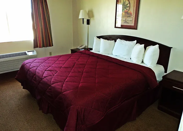 Travelodge By Wyndham Carlsbad Nm