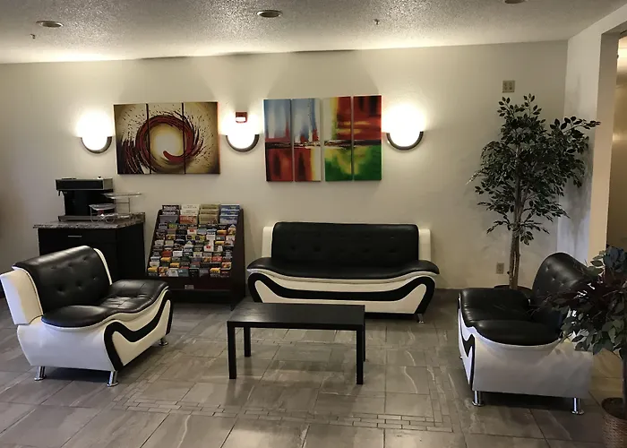 Sandalwood Studios & Suites Shakopee