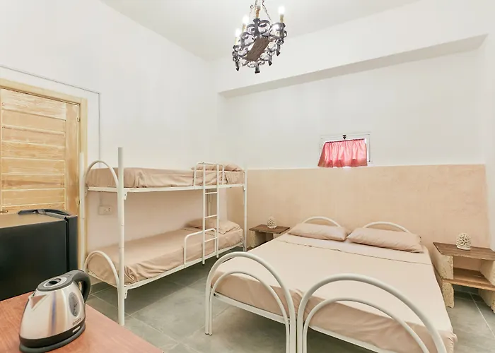 Made First Rooms Gallipoli