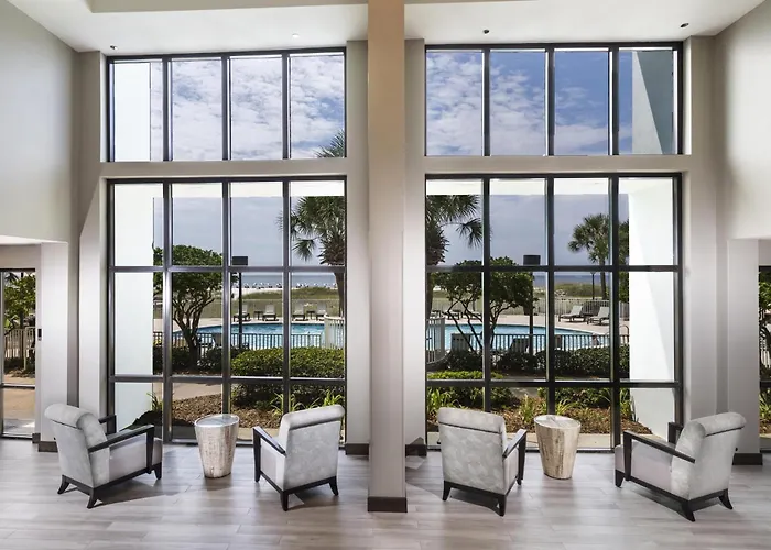 The Island House Hotel A Doubletree By Hilton