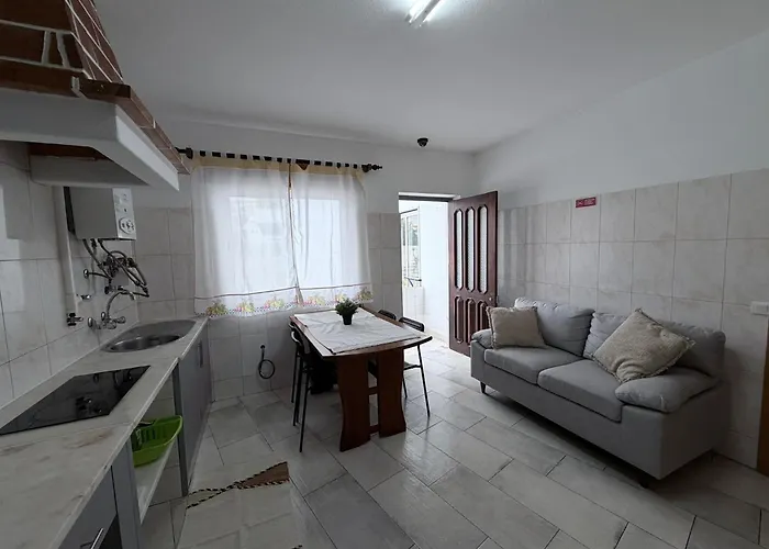 Lagos City Center Guest House & Hostel