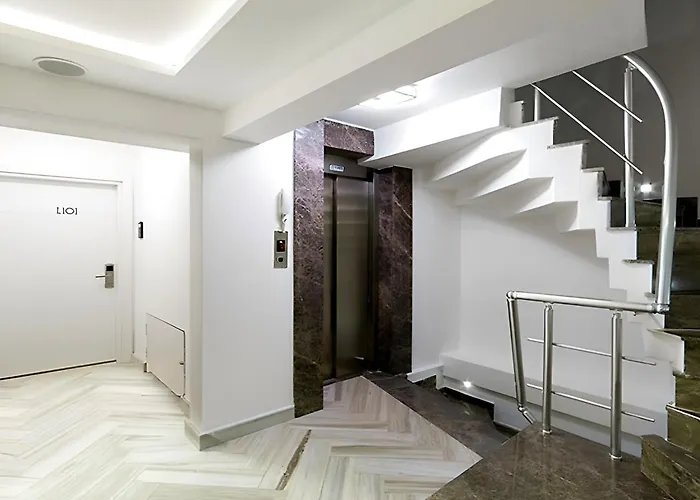 The Place Suit & Apartments