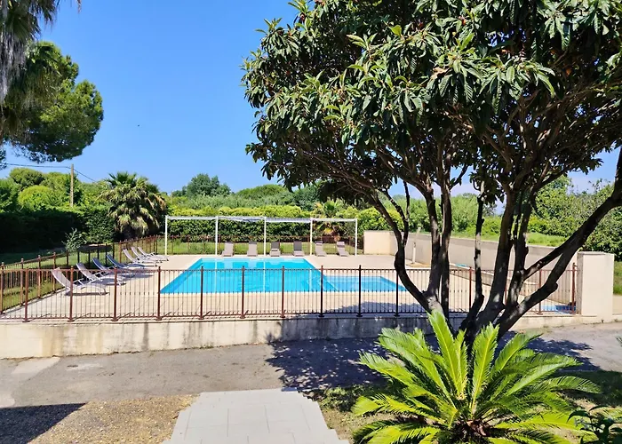Hotel Les Mimosas à Lunel 