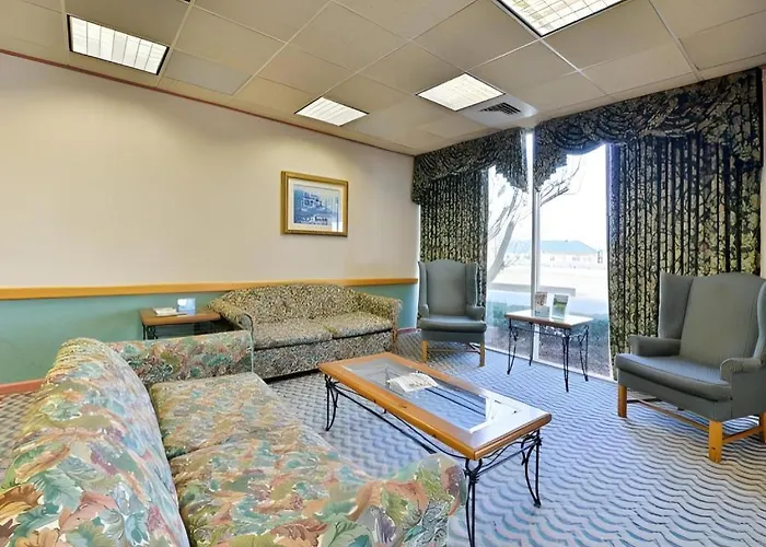 Baymont By Wyndham Richmond Ky Hotel