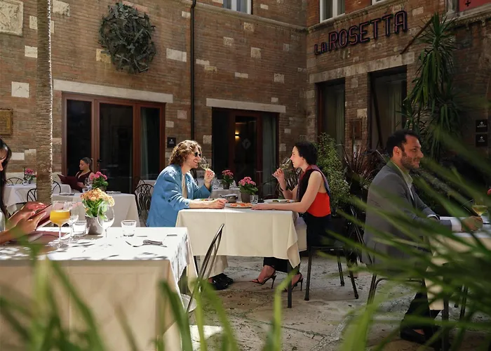 Rosetta Hotel Perugia Tapestry Collection By Hilton