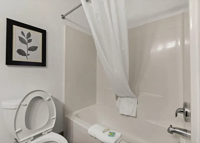 Country Inn & Suites By Radisson, Hinesville, Ga