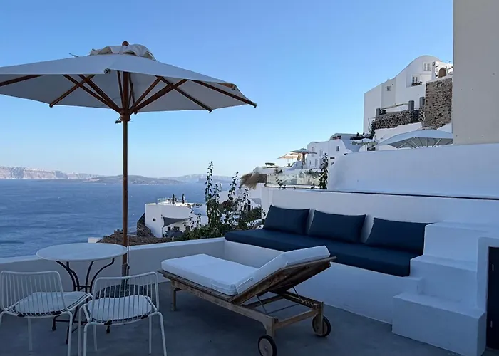 Chelidonia Luxury Suites