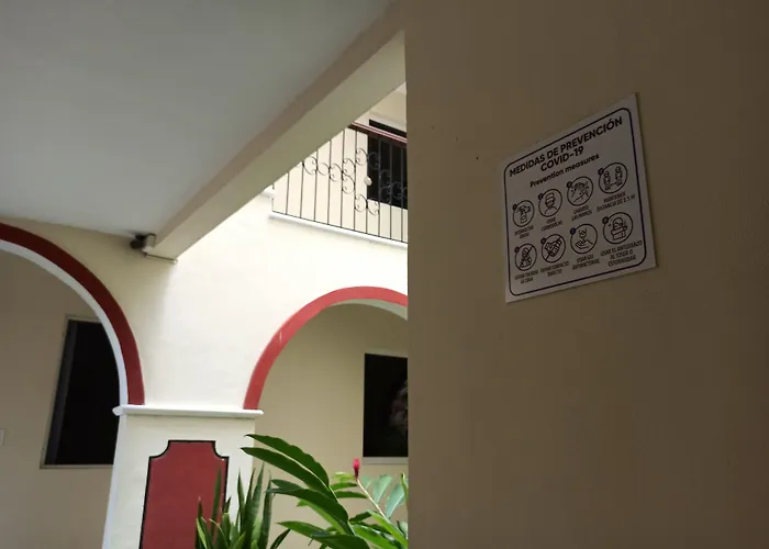 Hotel Catedral Valladolid Yucatan