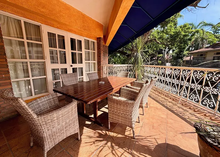 Coco Grande Hotel