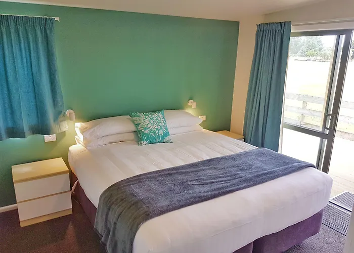 Martinborough Top 10 Holiday Park