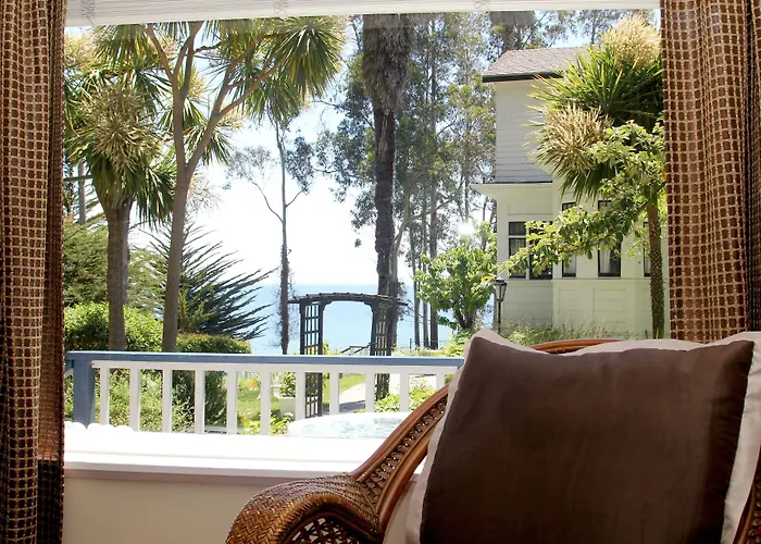 Monarch Cove Inn