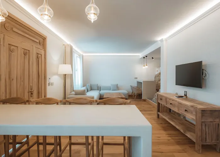 Hotel Unique-Boutique Class - Adults Only