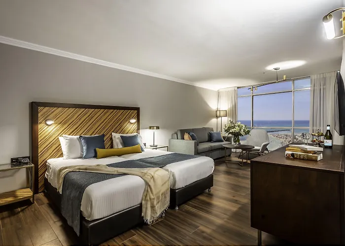 The Seasons Hotel -Studio & Suite Netanya