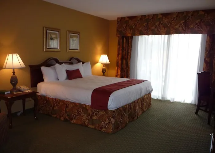 Fredericksburg Hospitality House Hotel