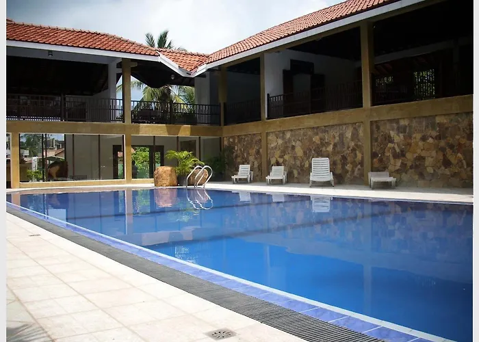 Romantic Garden Hotel