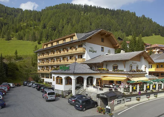 Hotel Berghof Innerkrems