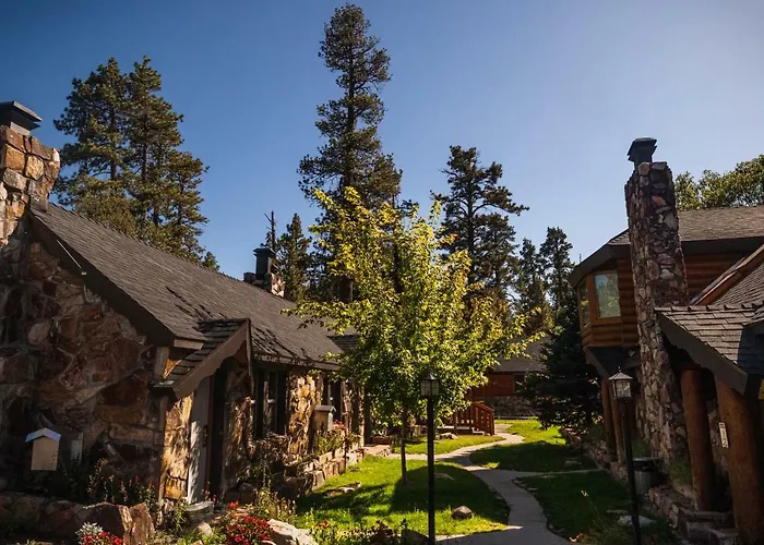 Embers Lodge & Cabins Big Bear Lake