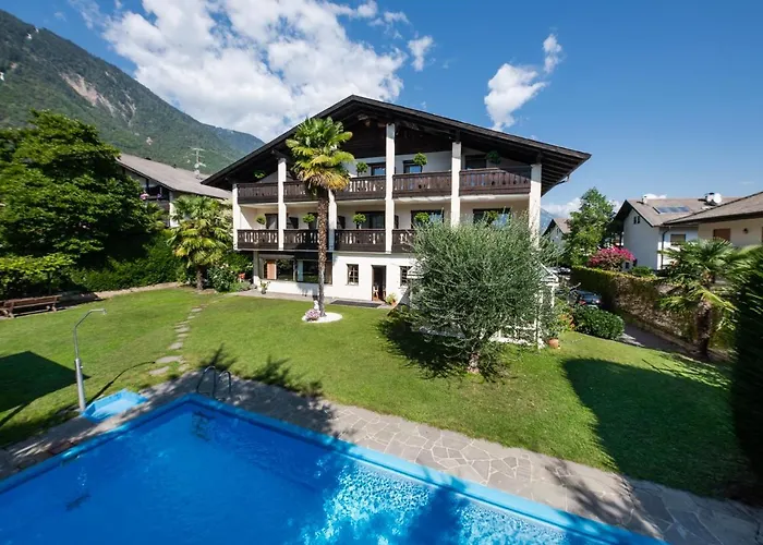 Pension Weingarten Lana